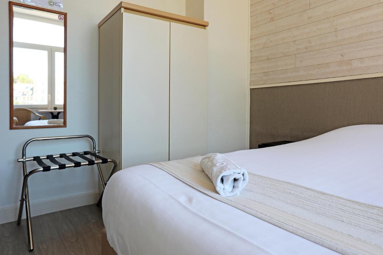 Hotel Cecil De Panne Bagian luar foto