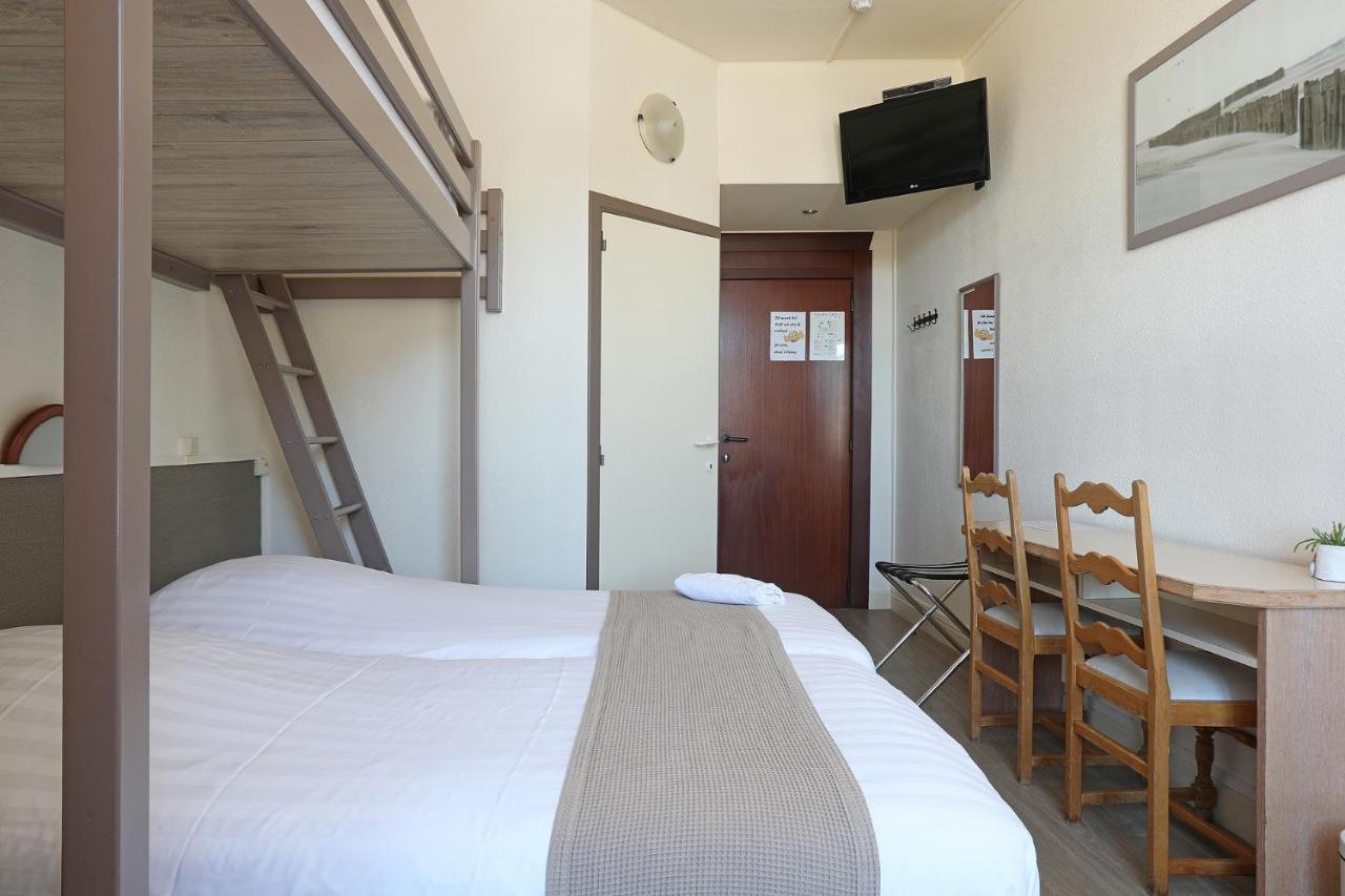 Hotel Cecil De Panne Bagian luar foto