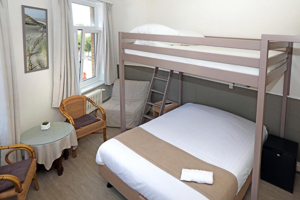 Hotel Cecil De Panne Bagian luar foto