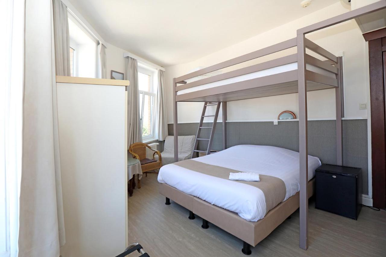 Hotel Cecil De Panne Bagian luar foto