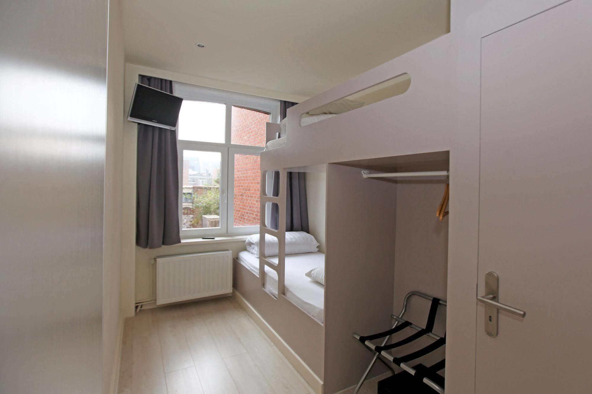 Hotel Cecil De Panne Bagian luar foto